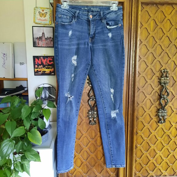 Old Navy Mid-Rise ROCKSTAR Distressed Skinny Jeans - Darkwash, Size 4 - Picture 15 of 15